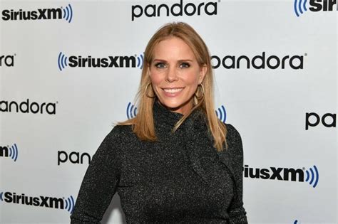 cheryl hines tits|Cheryl Hines’ Measurements: Bra Size, Height, Weight and More